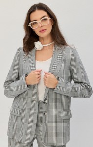 Luźny żakiet marki Salko w modną kratkę 