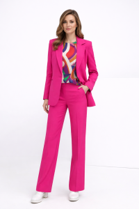 Jednorzędowy garnitur Awardi z lekkiej różowej tkaniny 