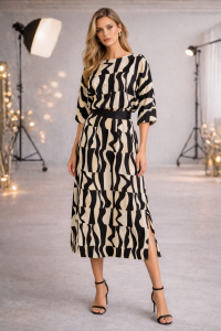 Sukienka Anita Design w czarne wzory