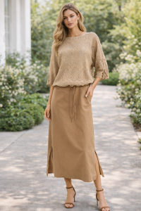 Beżowy komplet Anita Design bluzka plus spódnica 